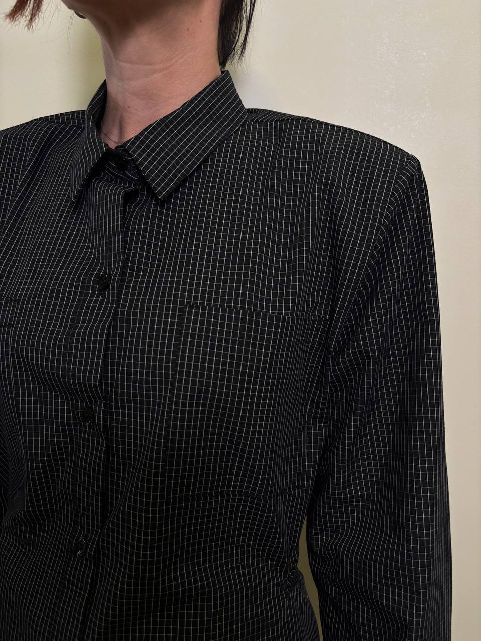 VICOLO - Camicia a quadri over con scollatura e laccetto regolabile posteriore color nero