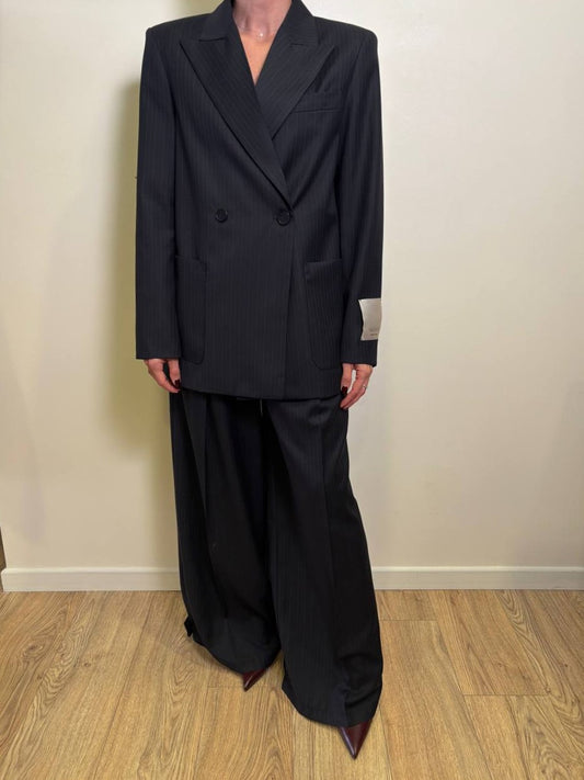 VICOLO - Pantalone gessato con pinces e dettaglio bottone sul fondo color blu notte