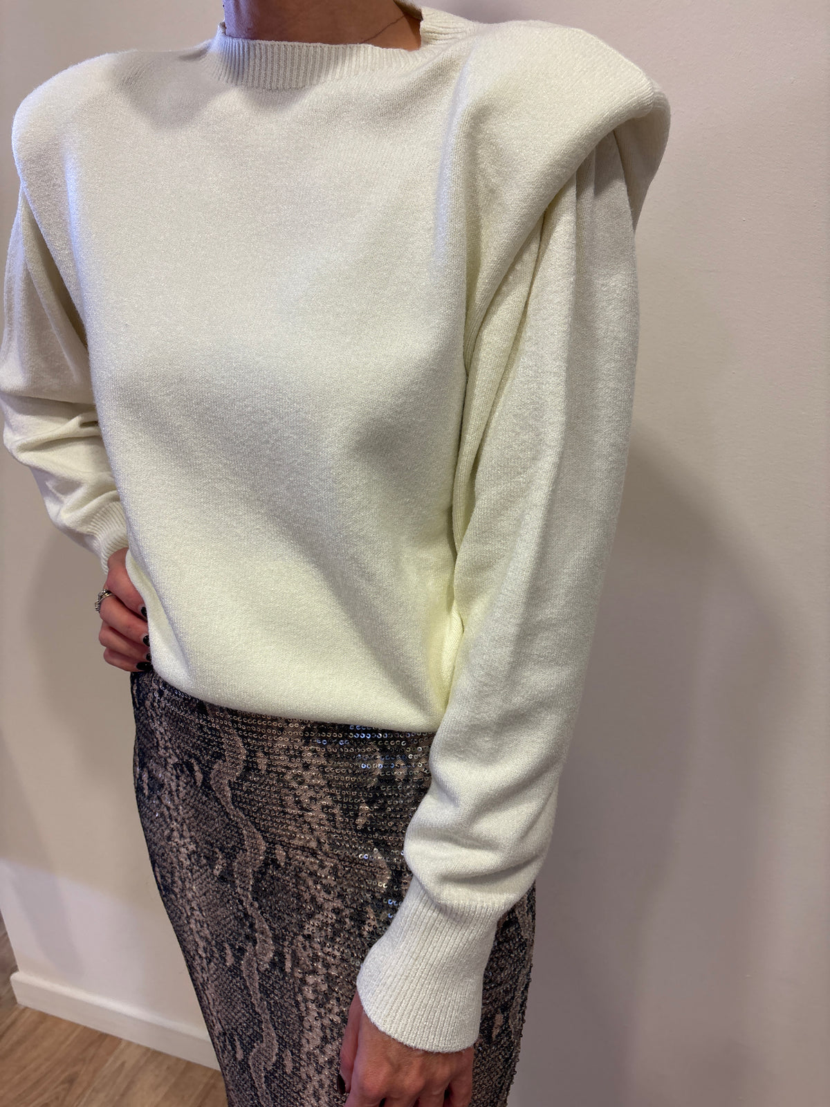 HAVEONE - Maglia in misto viscosa con spalle rinforzate color burro