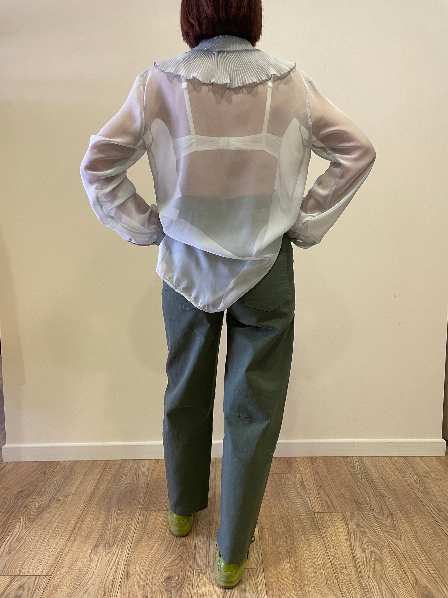 KONTATTO - Camicia jabot plissé con colletto color grigio