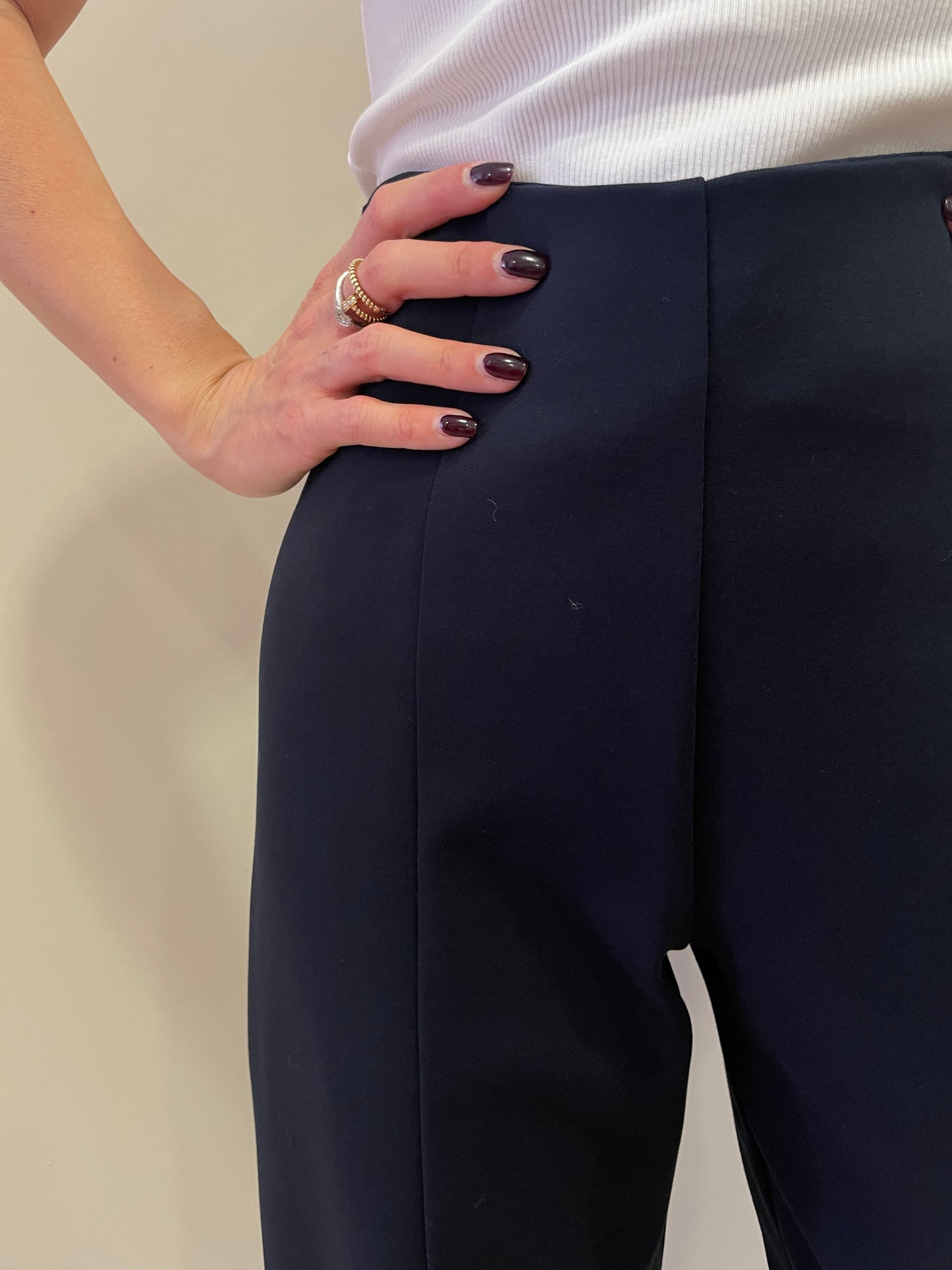 KAOS - Pantalone barrel fit con zip laterale in punto milano color blu
