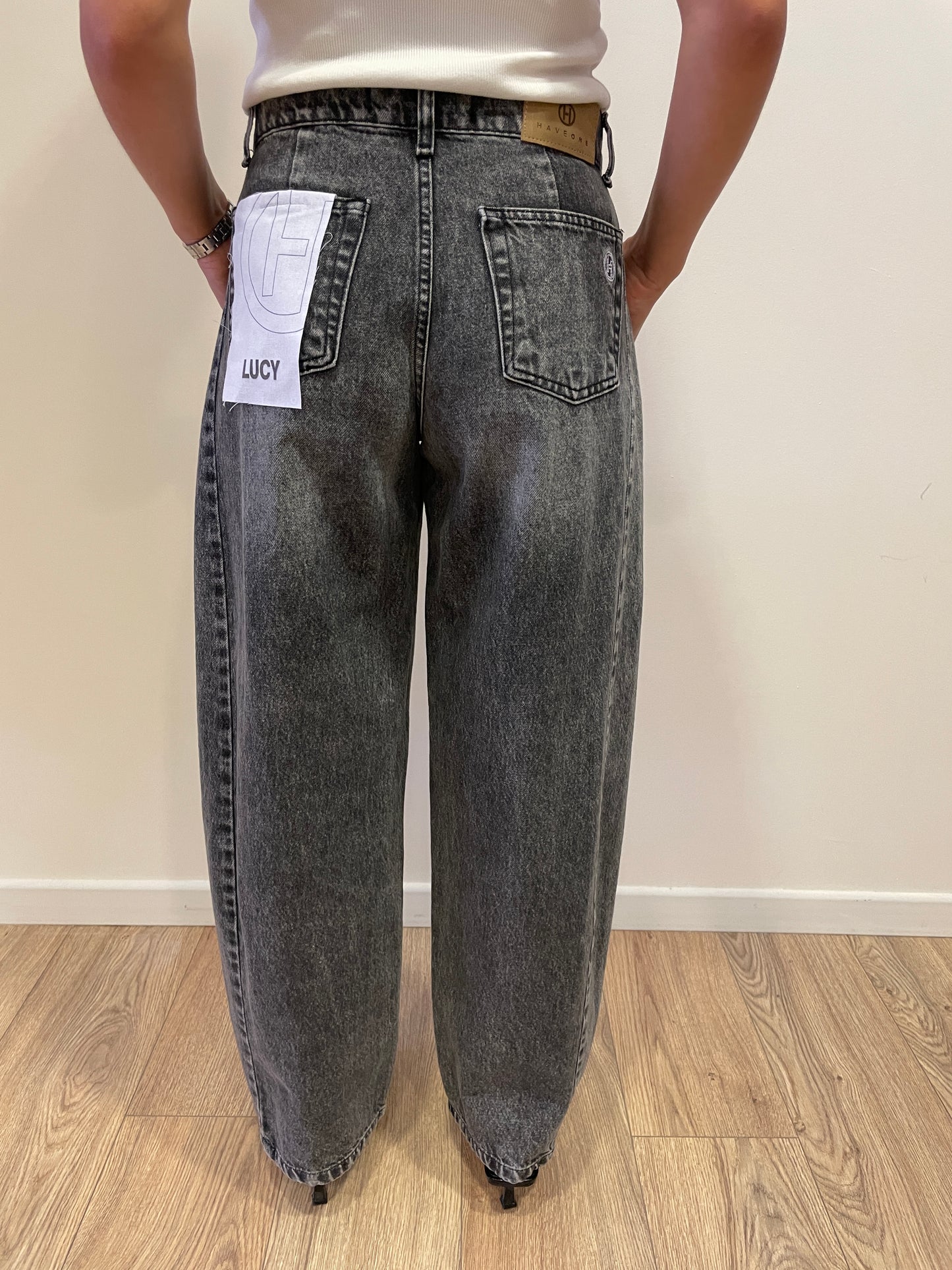 HAVEONE - Jeans Lucy barrel fit con cuciture laterali color marmorizzato nero