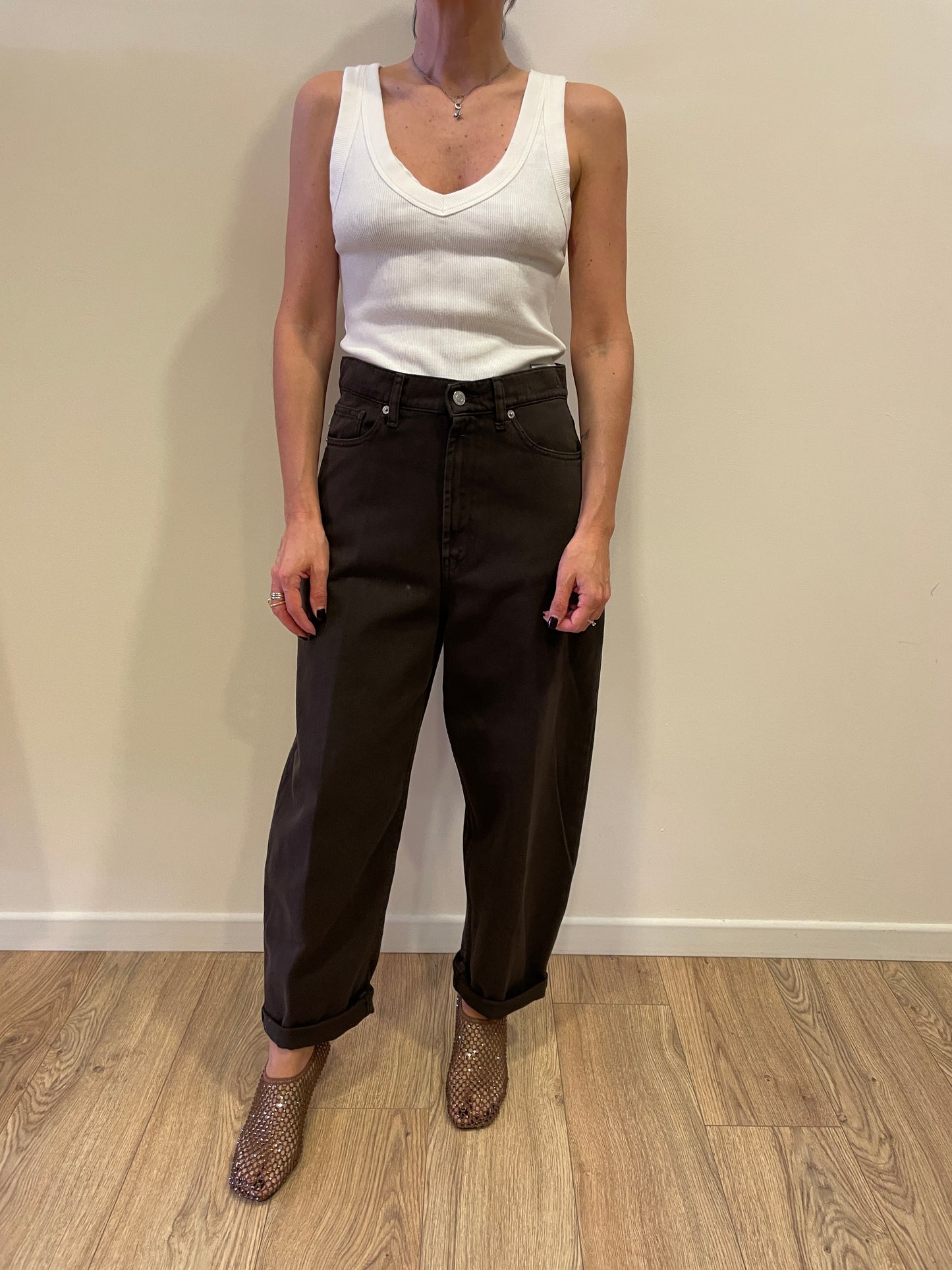 VICOLO - Jeans Laila baggy fit a vita media color moro
