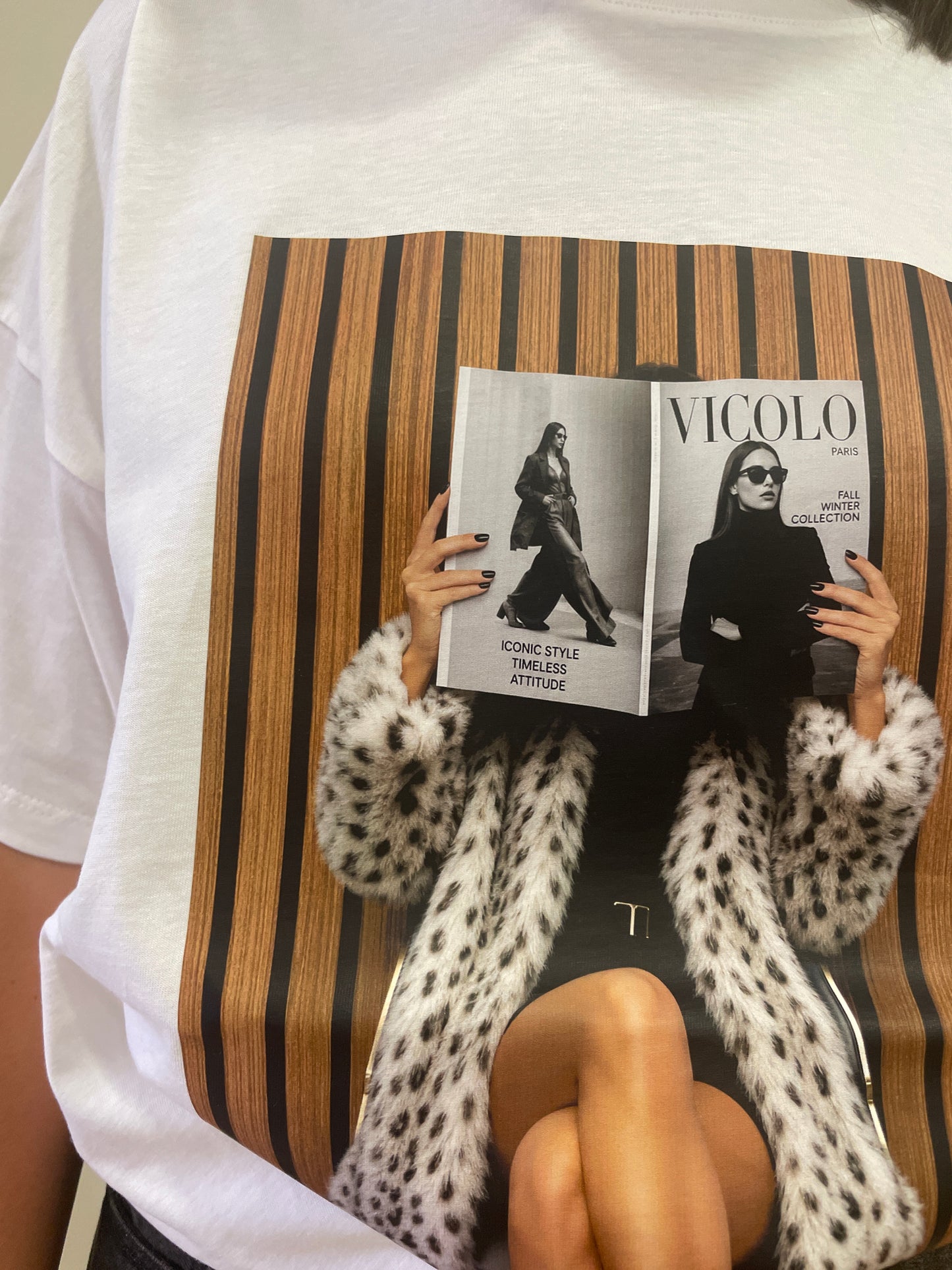 VICOLO - T-shirt over in cotone con stampa