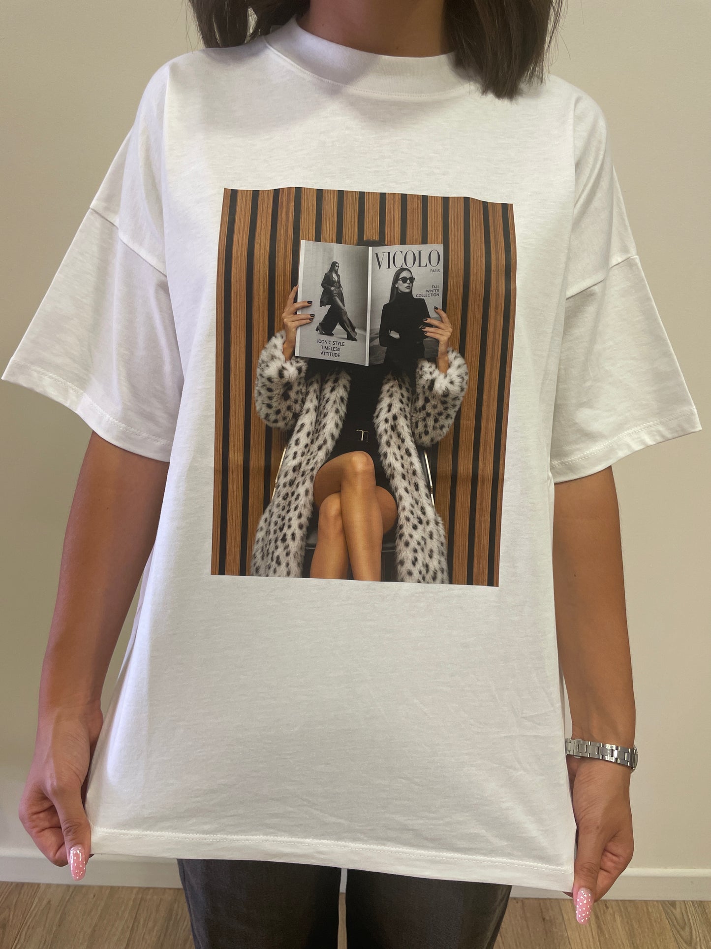 VICOLO - T-shirt over in cotone con stampa
