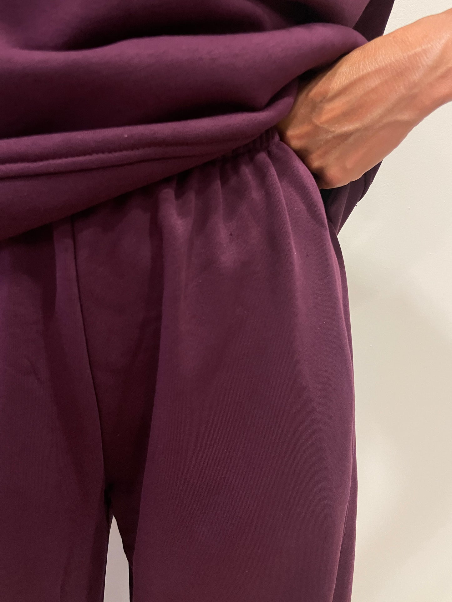 SUSY MIX - Pantalone con elastico in misto cotone barrel fit color barolo