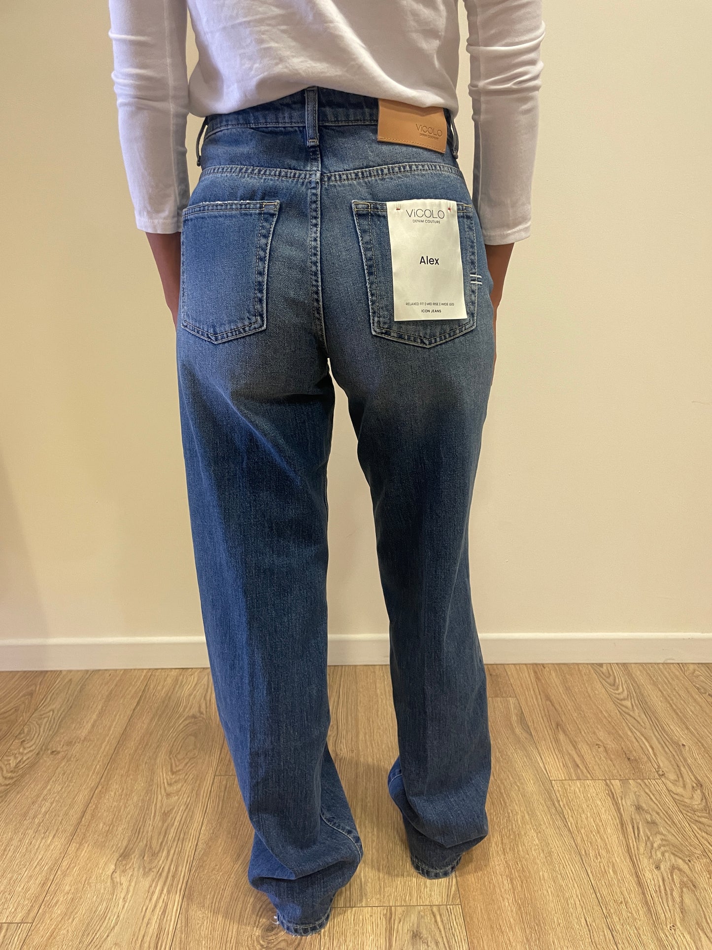 VICOLO - Jeans Alex a vita media a palazzo dritto color denim