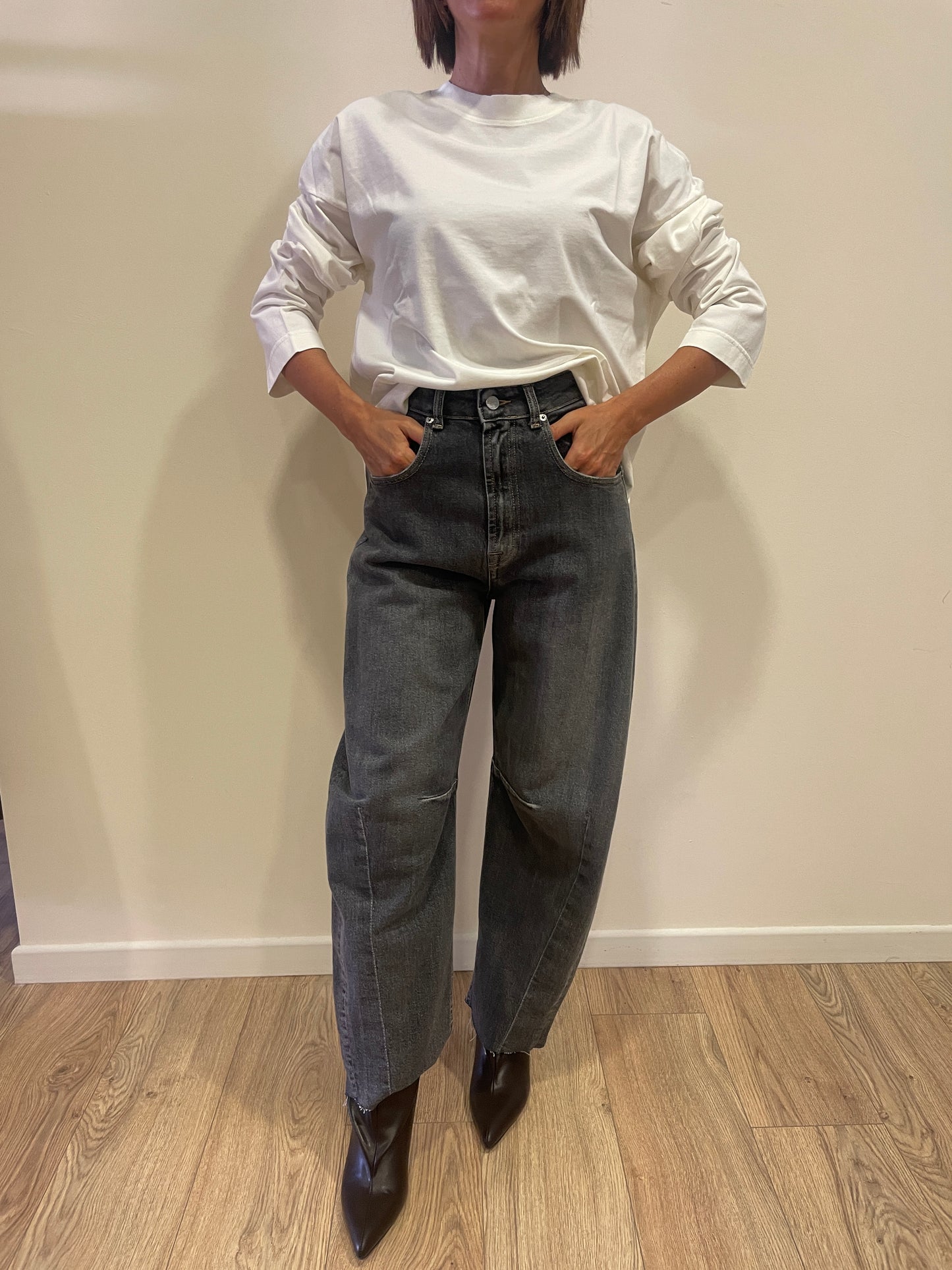 HAVEONE - Jeans Barbara baggy fit con cuciture in nero fumo