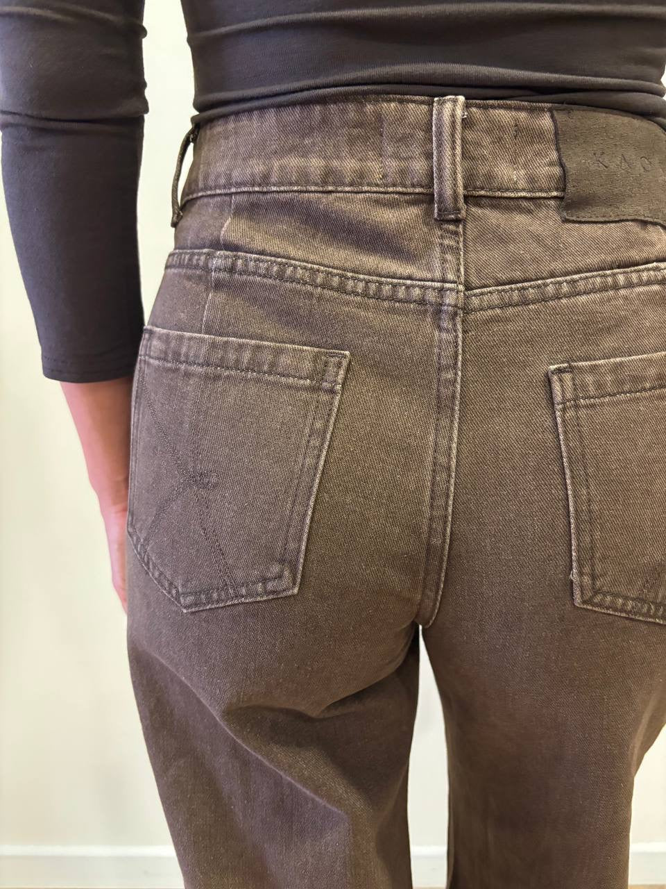 KAOS - Jeans a palazzo dritto a vita alta color caffè