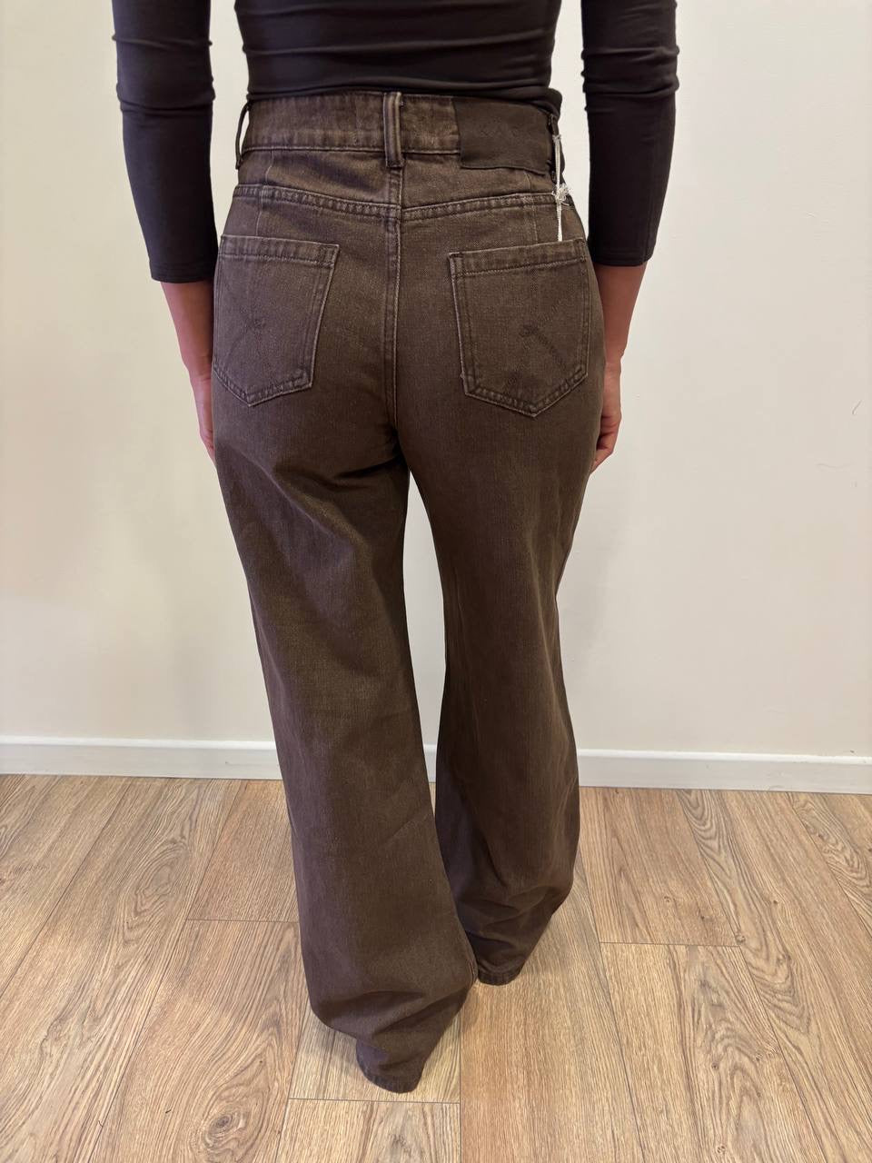 KAOS - Jeans a palazzo dritto a vita alta color caffè