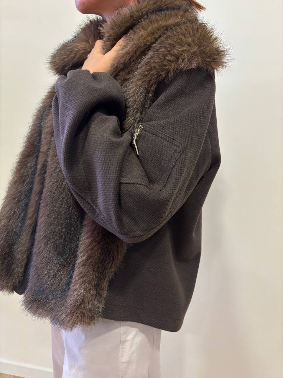 KAOS - Bomber color moro con pelliccia e colletto con chiusura con zip