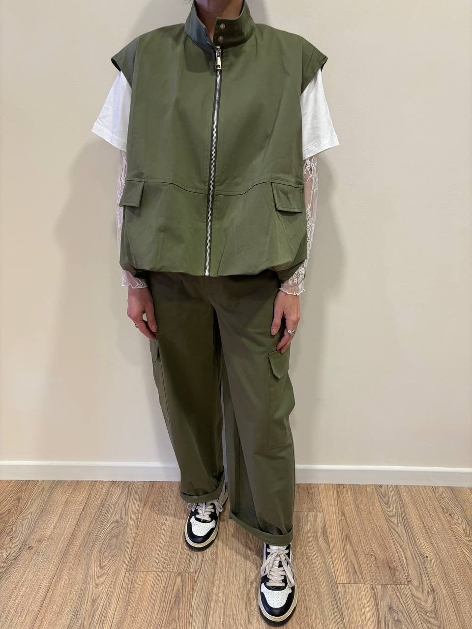 MEME ROAD - Bomber smanicato verde militare con chiusura con zip