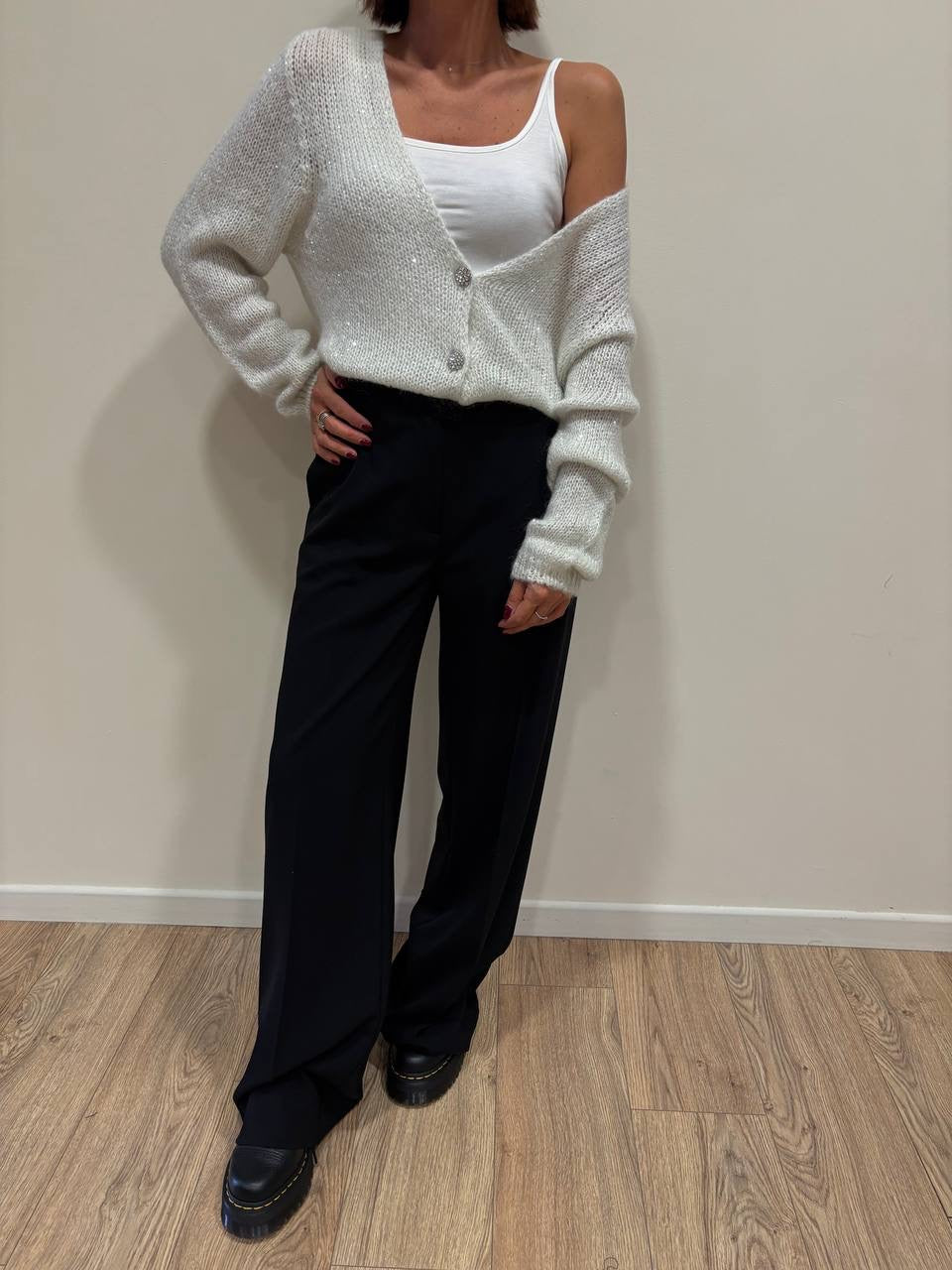 SOUVENIR - Cardigan corto burro con bottoni gioiello e micro lucette