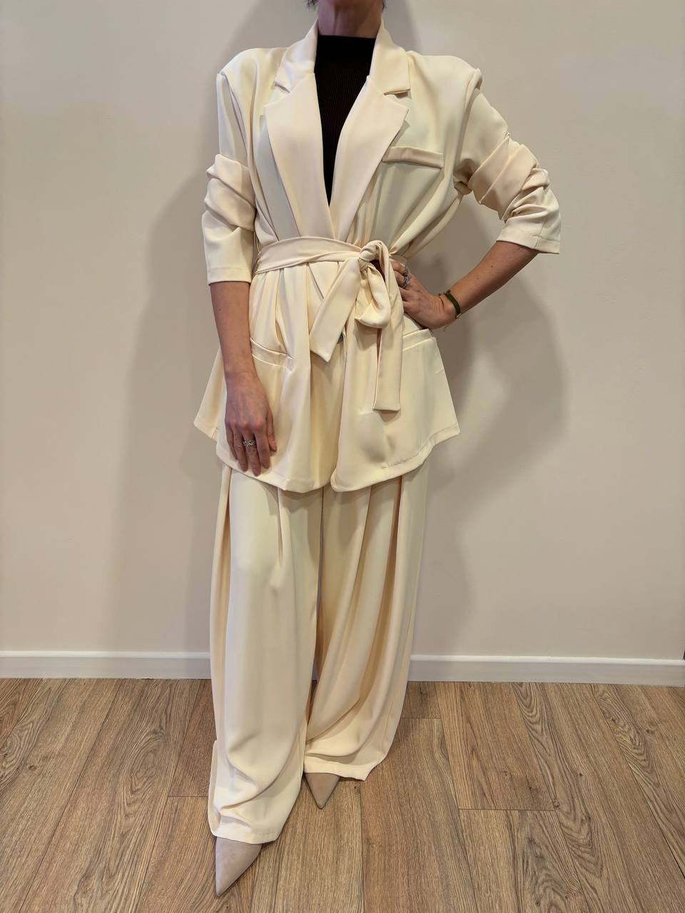 SAIPH - Pantalone a palazzo fluido con pinces ed elastico giallo pastello