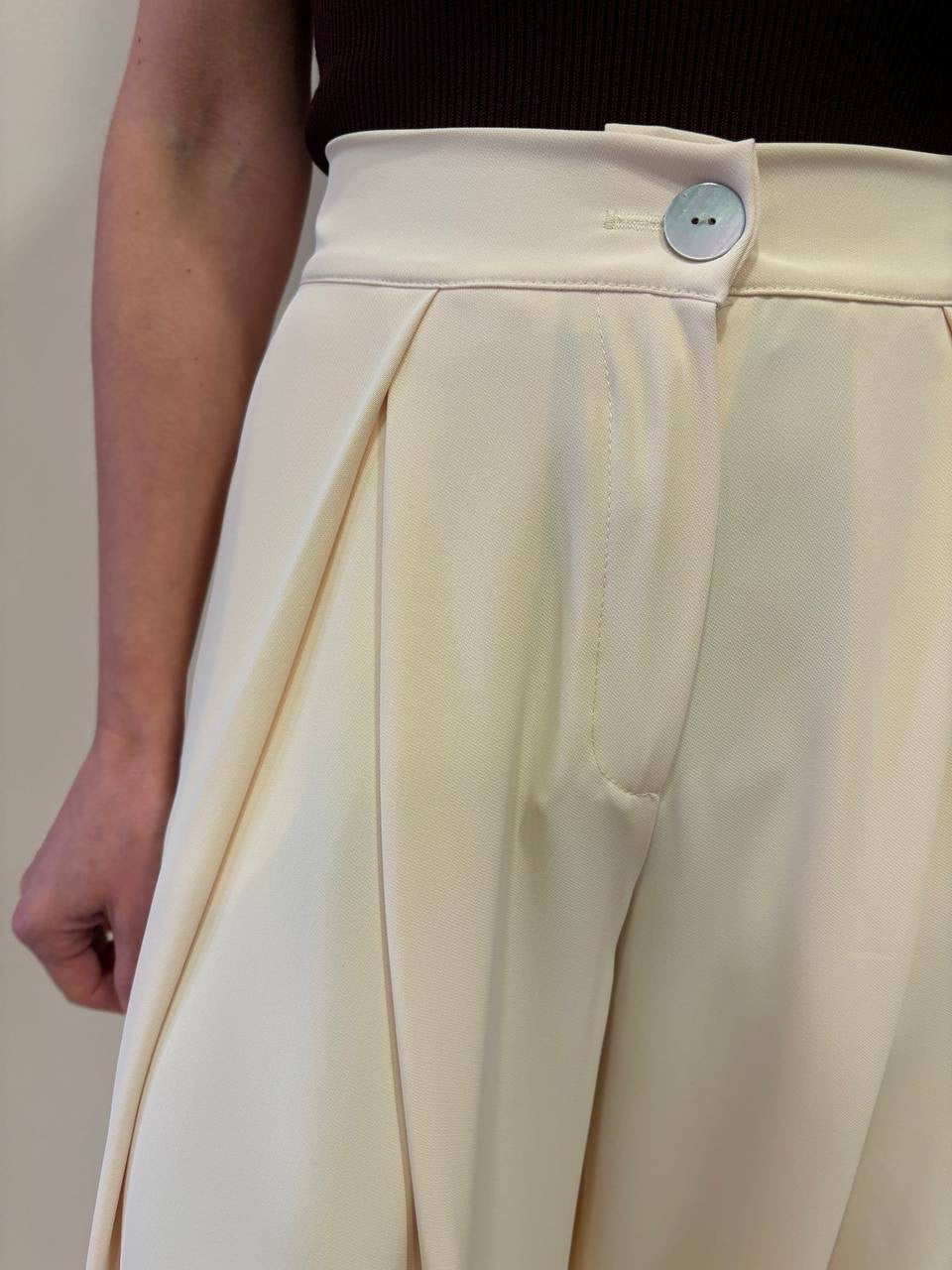 SAIPH - Pantalone a palazzo fluido con pinces ed elastico giallo pastello