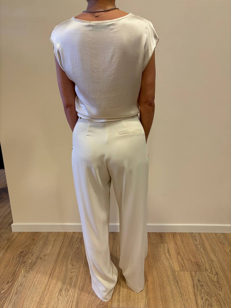 MEME ROAD - Pantalone a palazzo panna con pinces