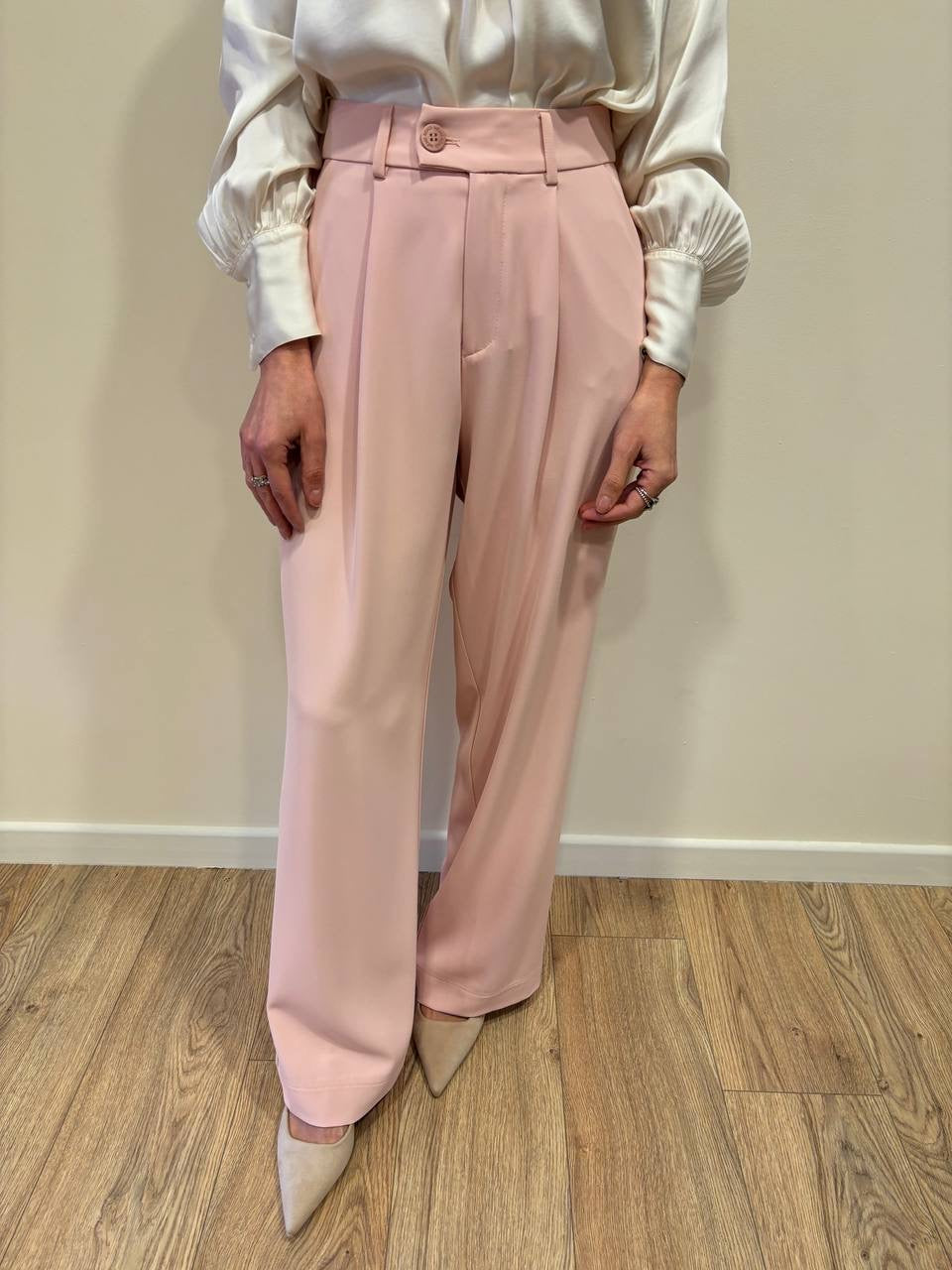 MEME ROAD - Pantalone a palazzo color baby con pinces