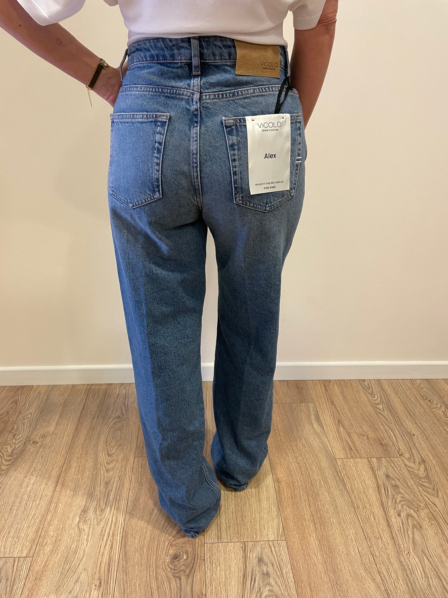 VICOLO - Jeans Alex a palazzo dritto in denim