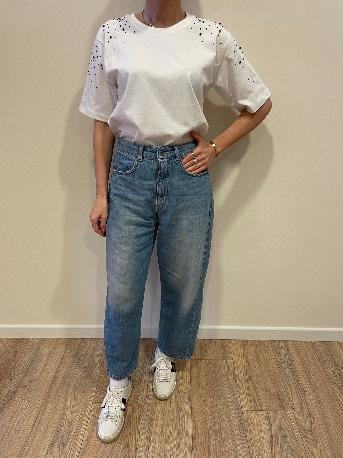 KONTATTO - T-shirt over in cotone con dettaglio applicazioni strass