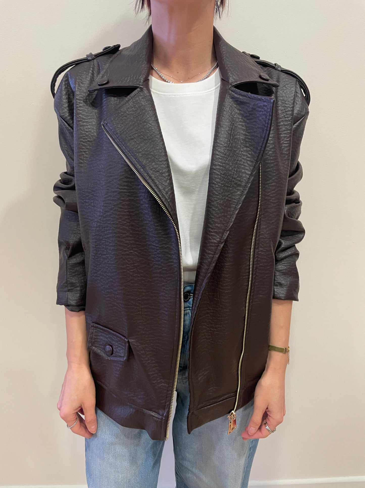 HAVEONE - Chiodo in ecopelle testa moro martellato con zip