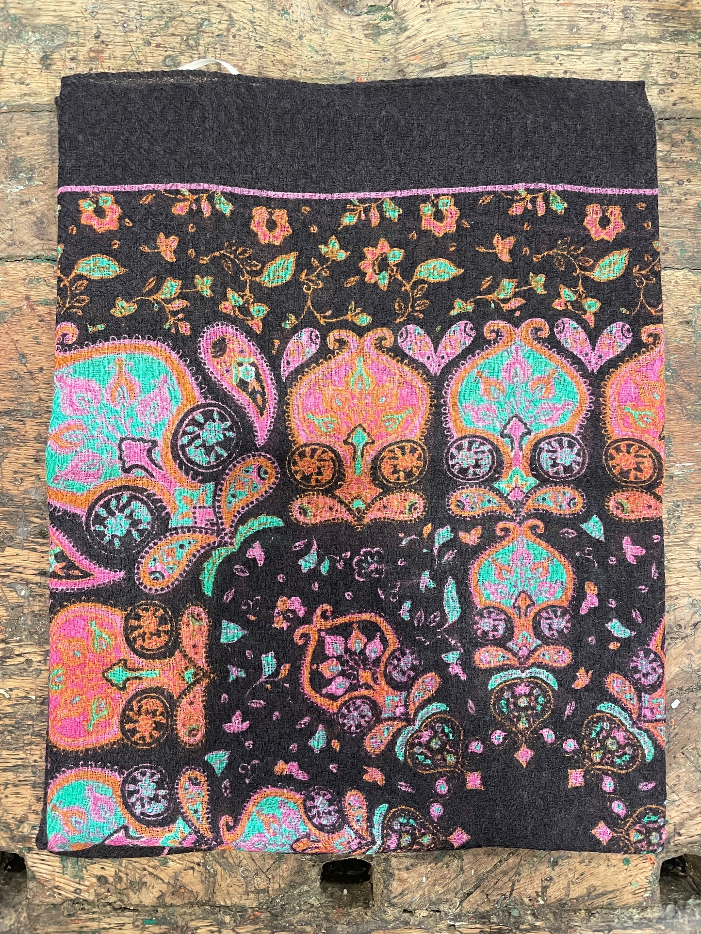 KONTATTO - Foulard in fantasia in misto lana e seta - più colori