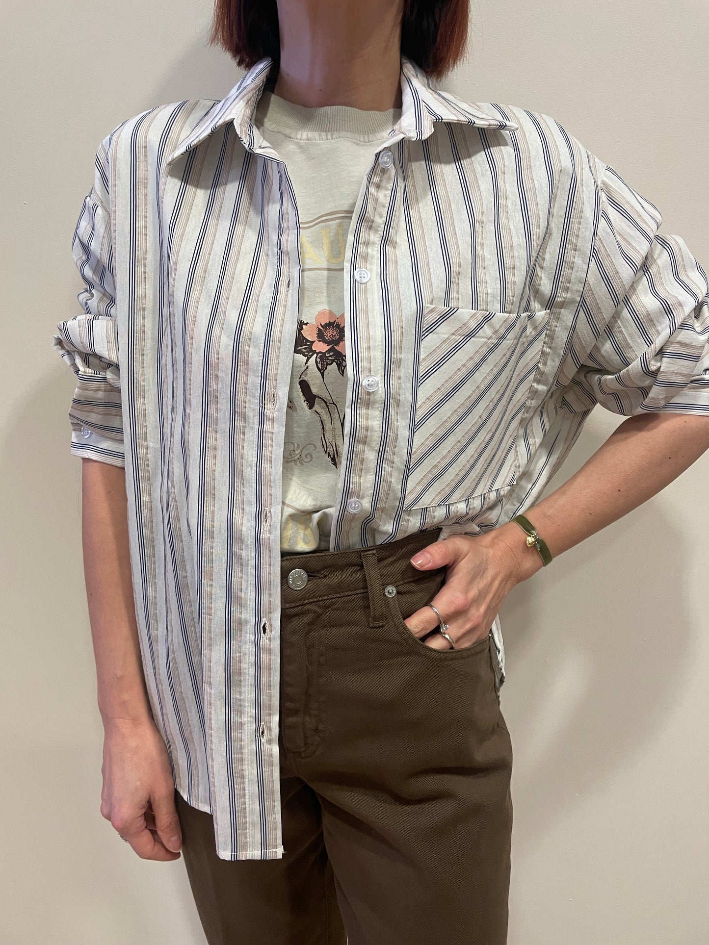 HAVEONE - Camicia a righe avorio e nero con tasca frontale