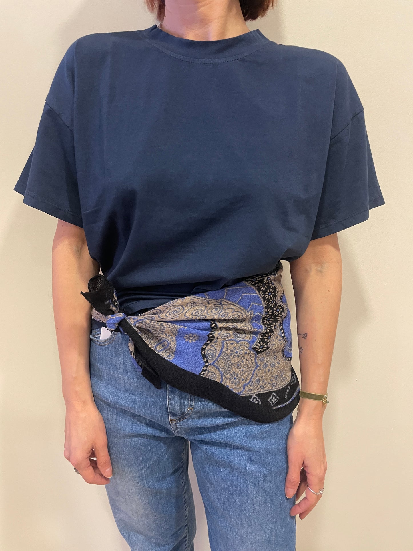 HAVEONE - T-shirt in cotone a scatoletta blu