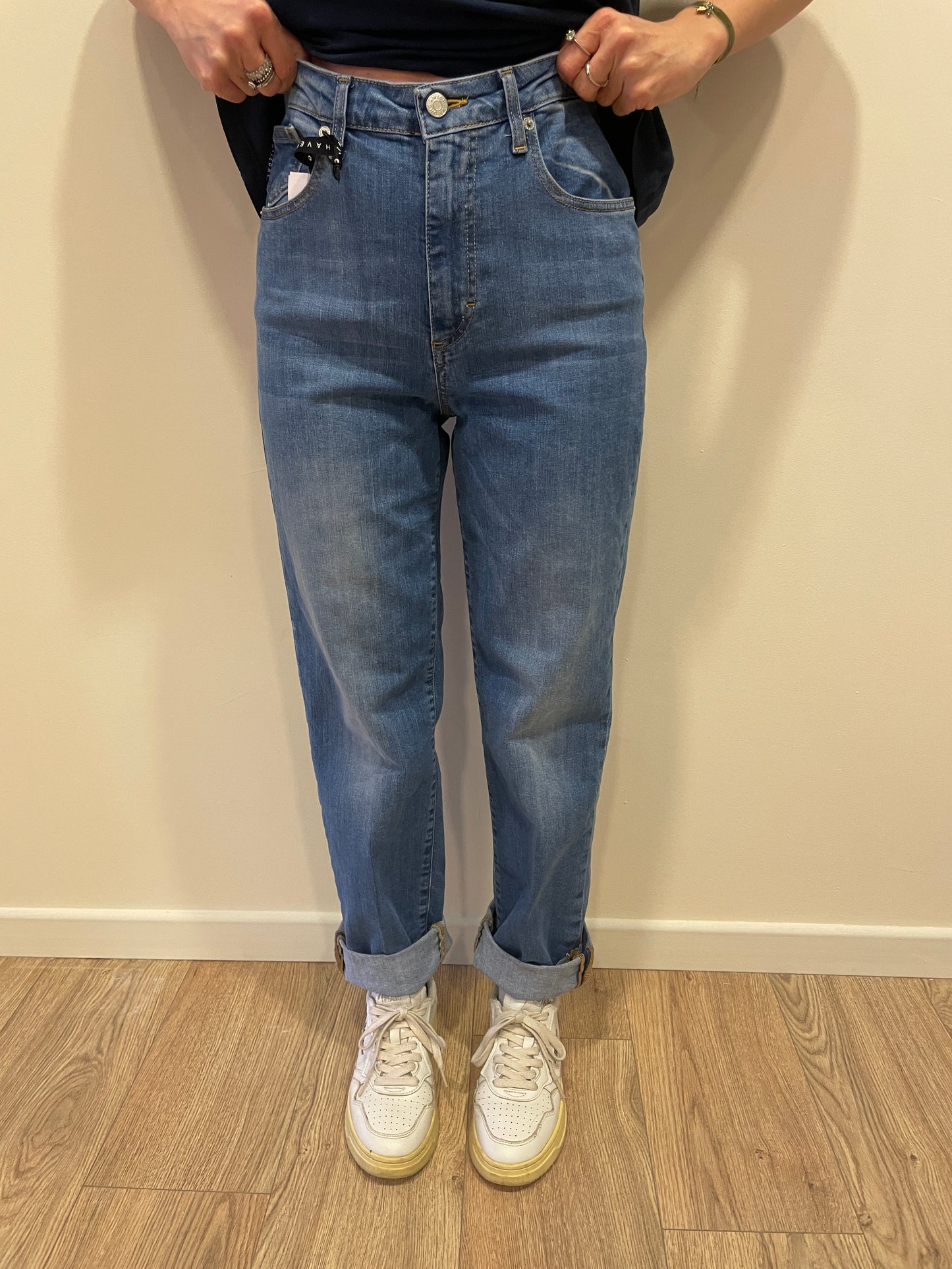 HAVEONE - Jeans Mandy in denim elasticizzato con risvolto