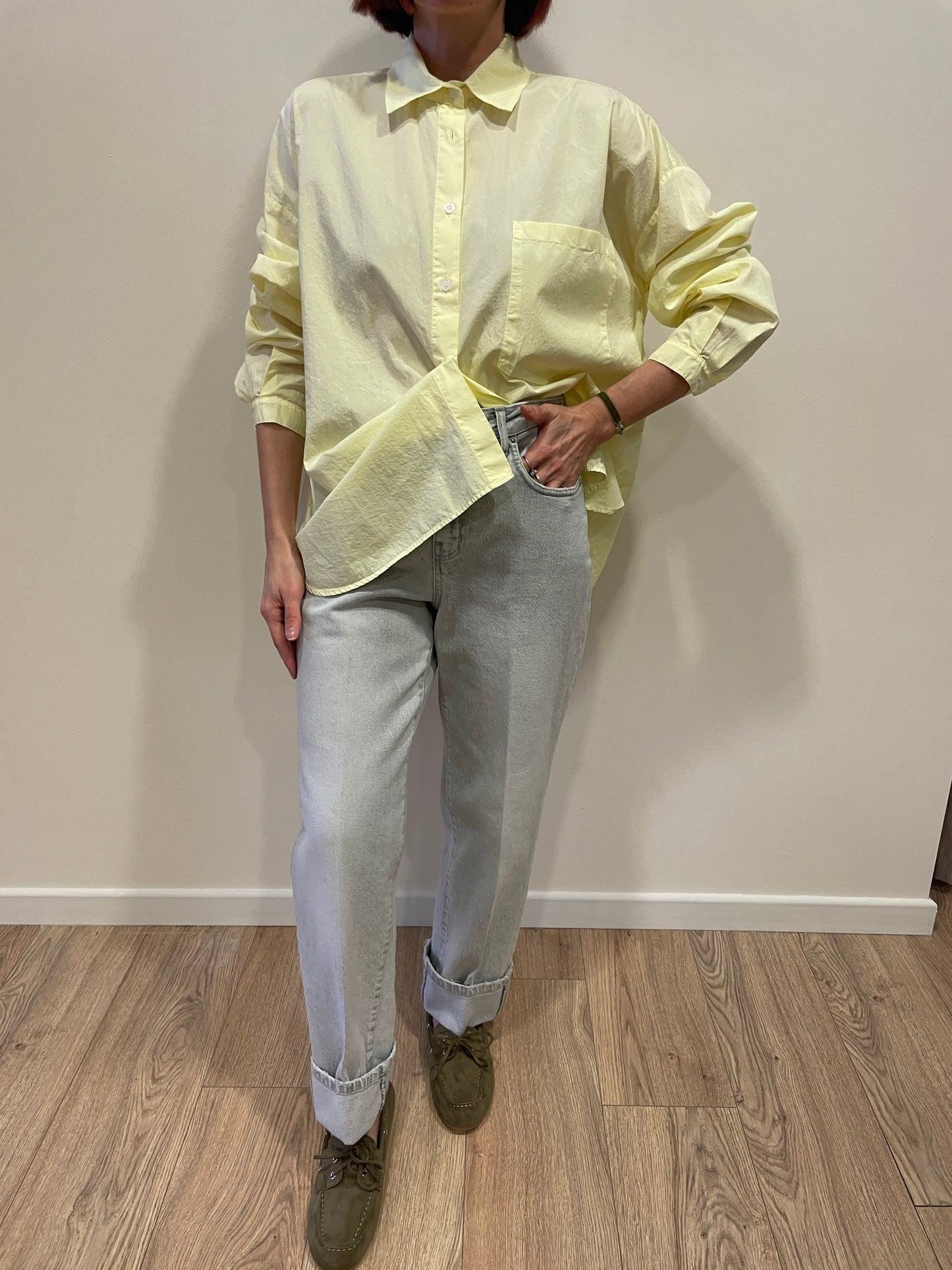 HAVEONE - Jeans Mandy grigio con cintura e risvolto