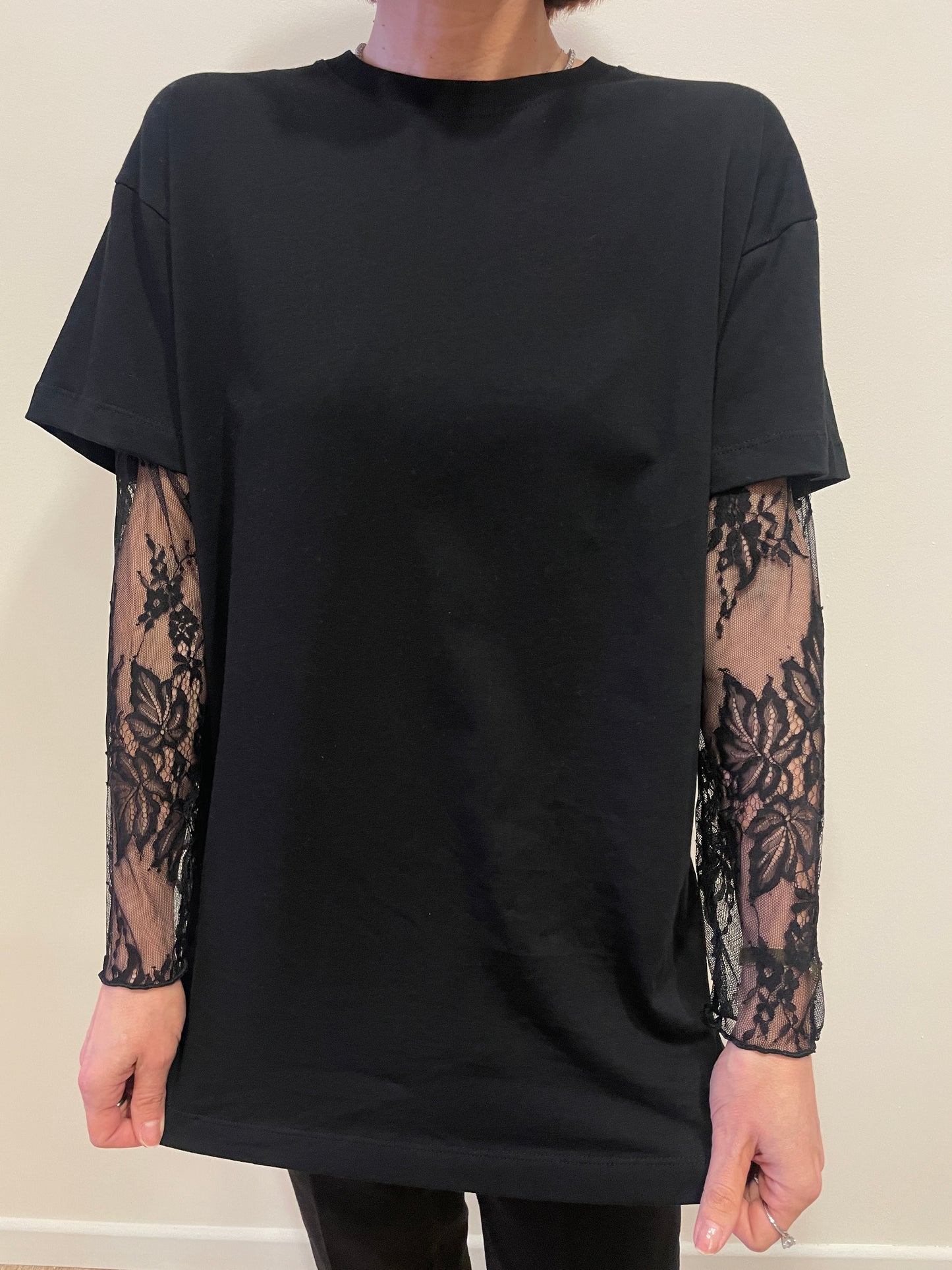 HAVEONE - T-shirt over in cotone con dettaglio maniche in pizzo - più colori