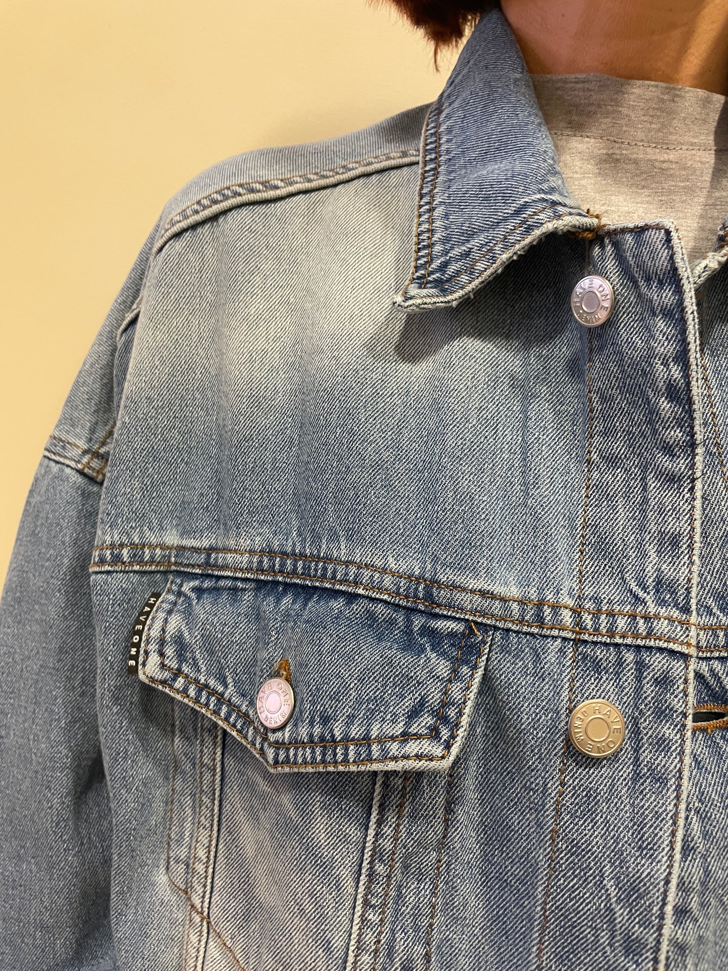 HAVEONE - Giacca in denim over con tasche frontali e bottoni