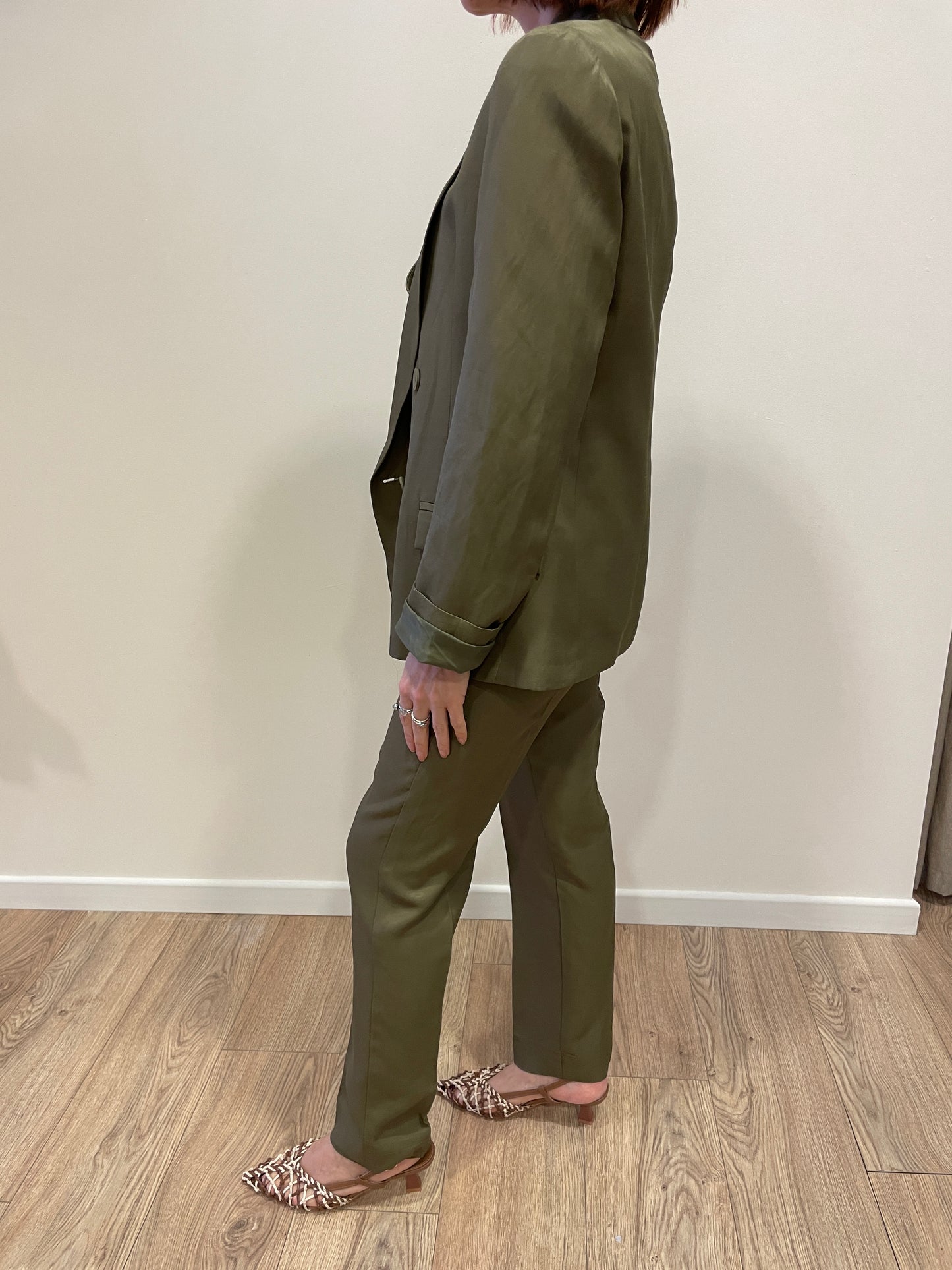 KAOS - Giacca color verde oliva a doppiopetto con viscosa