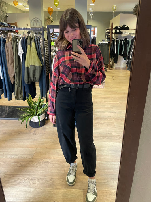 SUSY MIX - Camicia oversize lunga color rosso