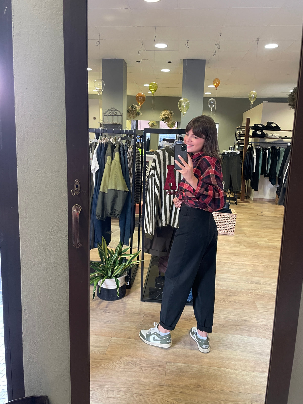 SUSY MIX - Pantalone baloon fit in cotone color nero