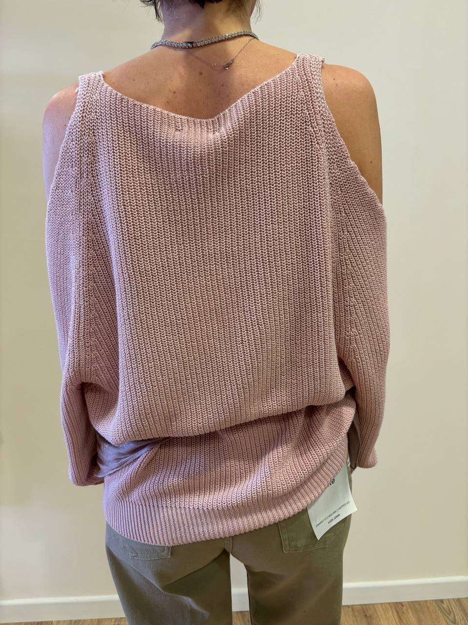 KONTATTO - Maglia con effetto cut out sulle spalle - più colori