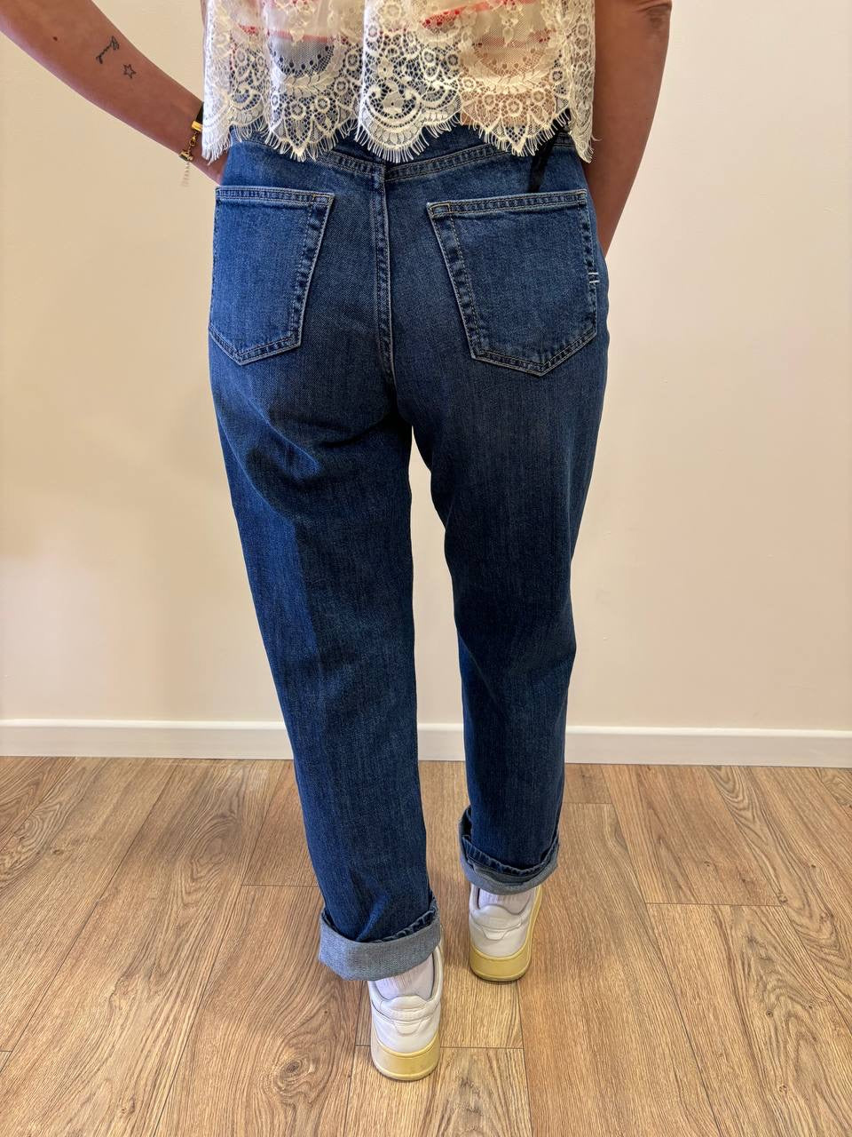 VICOLO - Jeans Maggie in denim a vita alta elasticizzato con risvolto