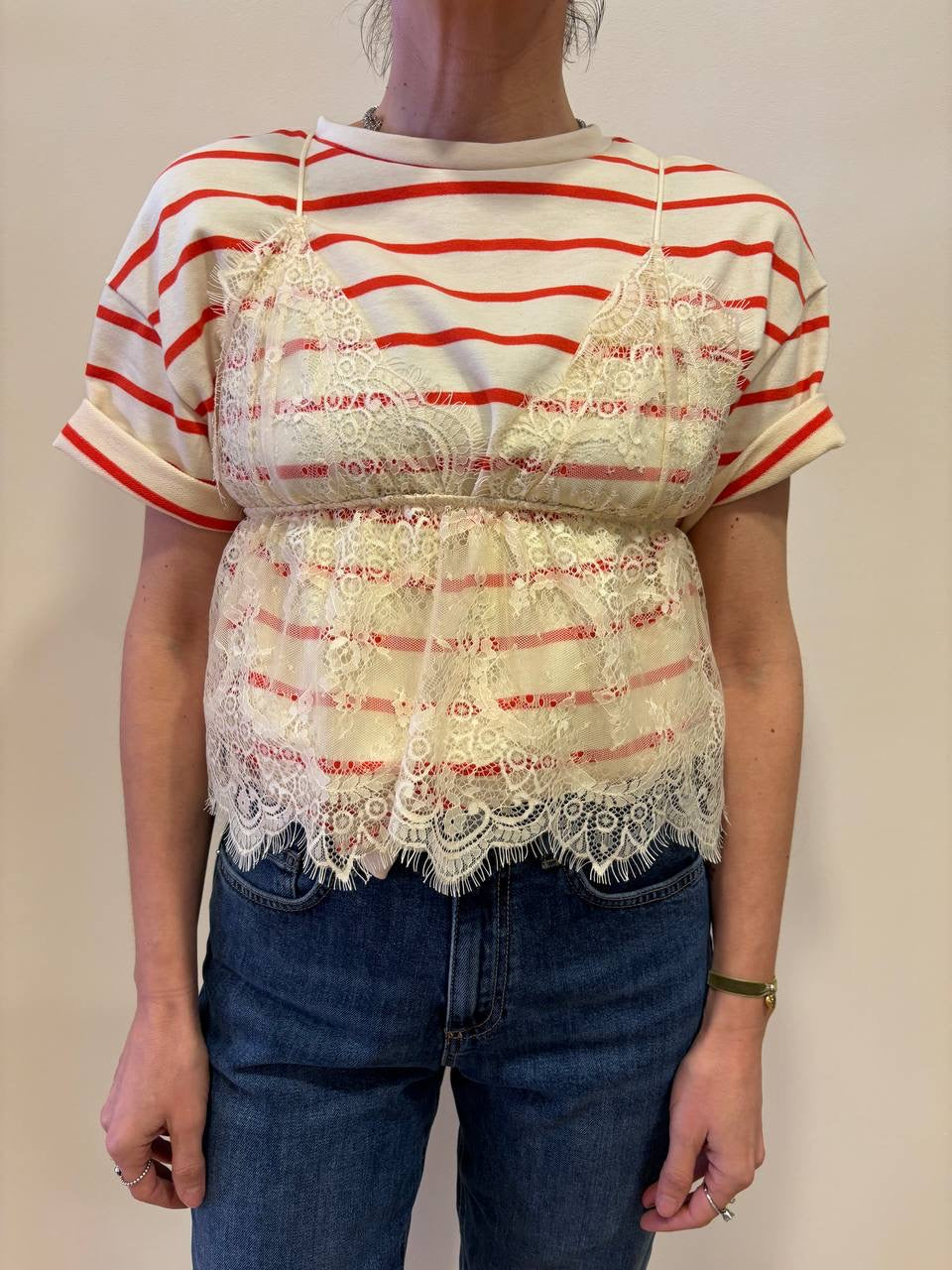 HAVEONE - T-shirt in felpa a righe burro e arancio con top in pizzo rimovibile