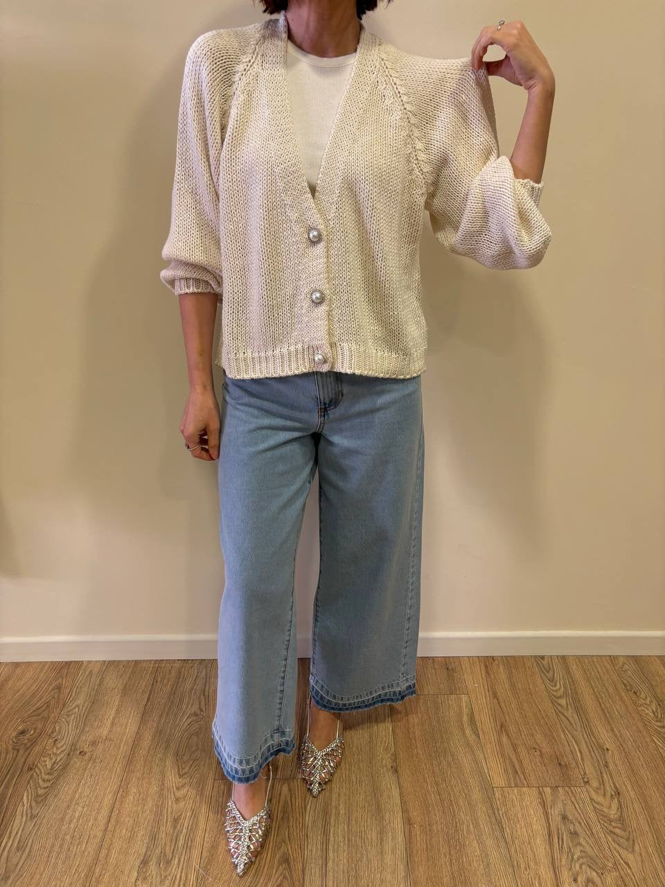 MEME ROAD - Jeans a palazzo sfrangiato crop in denim chiaro
