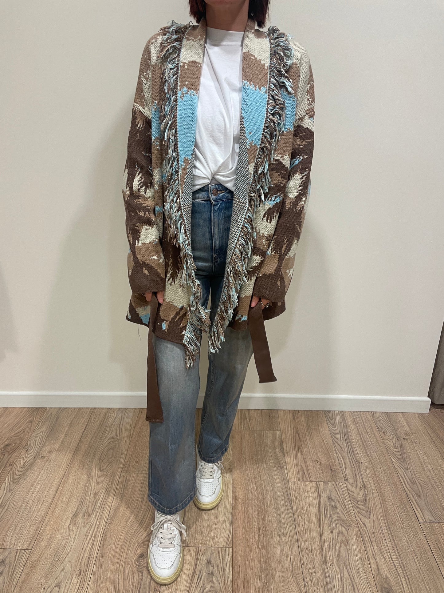 VICOLO - Cardigan in fantasia con cintura e frange moro e turchese