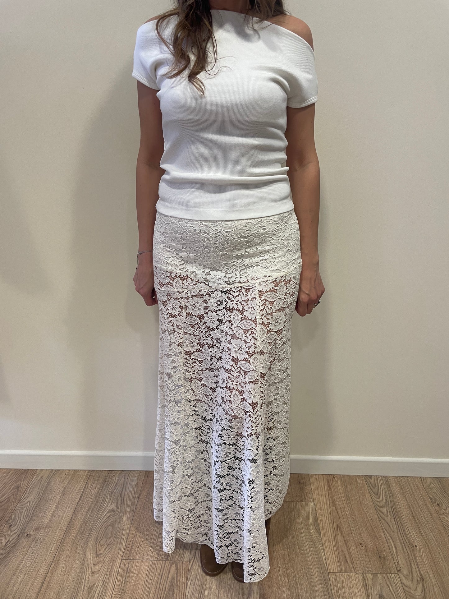 VICOLO - Gonna in pizzo burro lunga asimmetrica con culotte