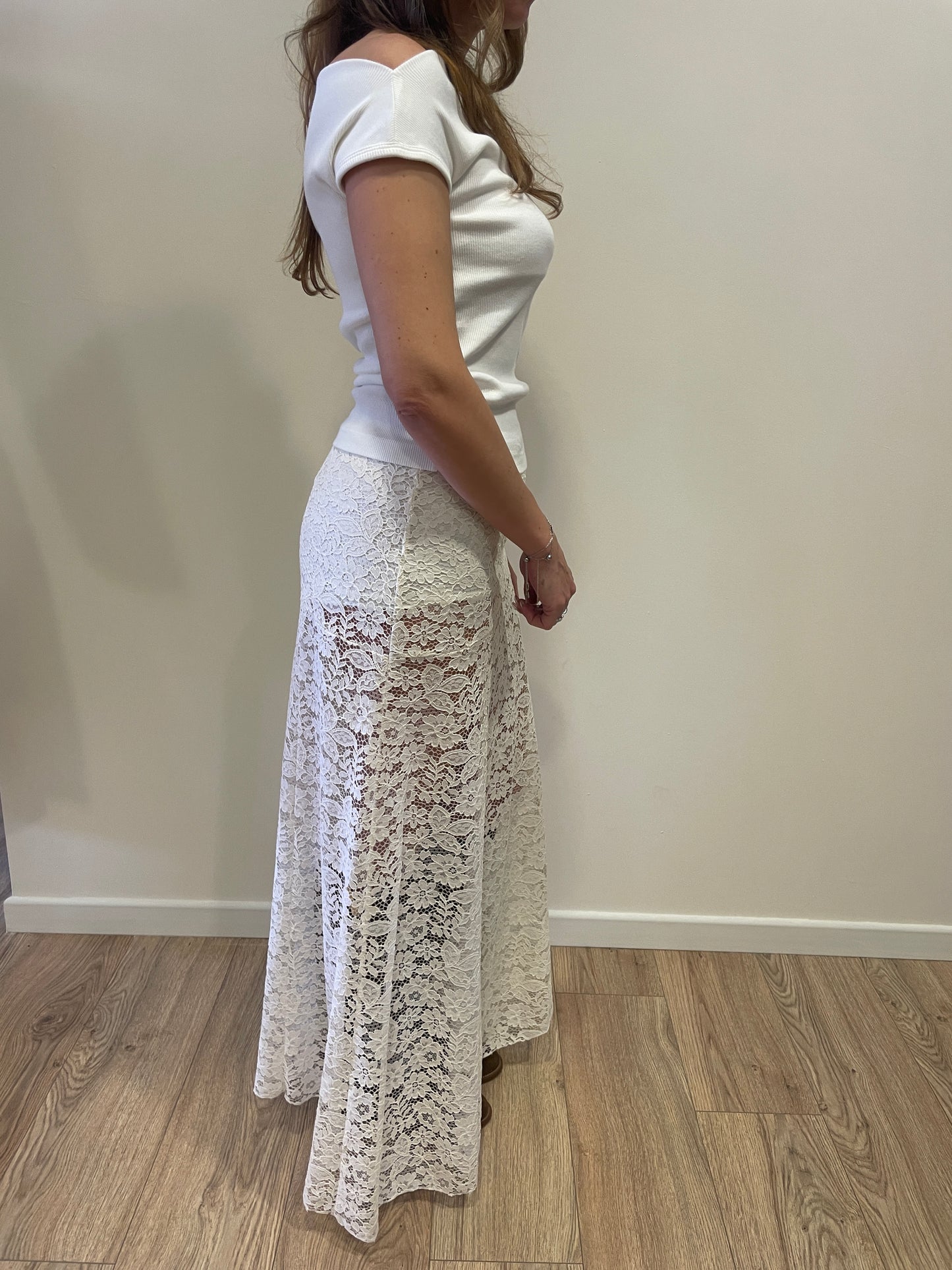 VICOLO - Gonna in pizzo burro lunga asimmetrica con culotte