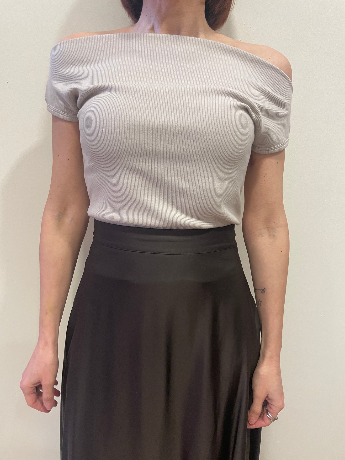 VICOLO - Maglia schiffer a mezze maniche a costine corda - più colori