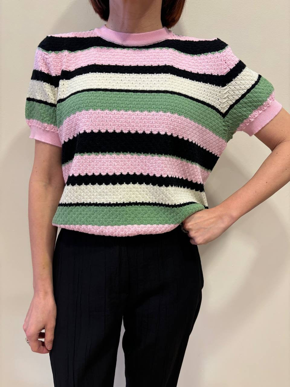 VICOLO - Maglia a righe effetto crochet rosa nera e verde