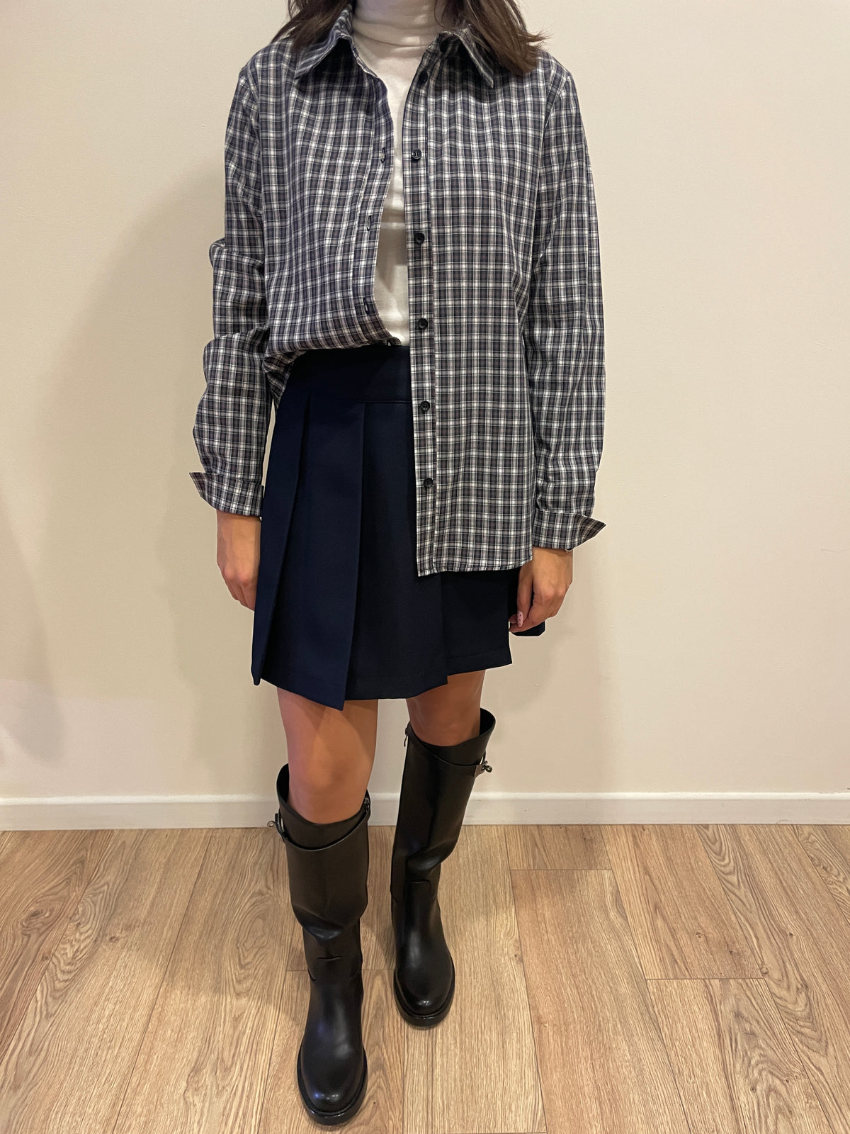 SUSY MIX - Camicia in cotone a quadri color grigio e bianco