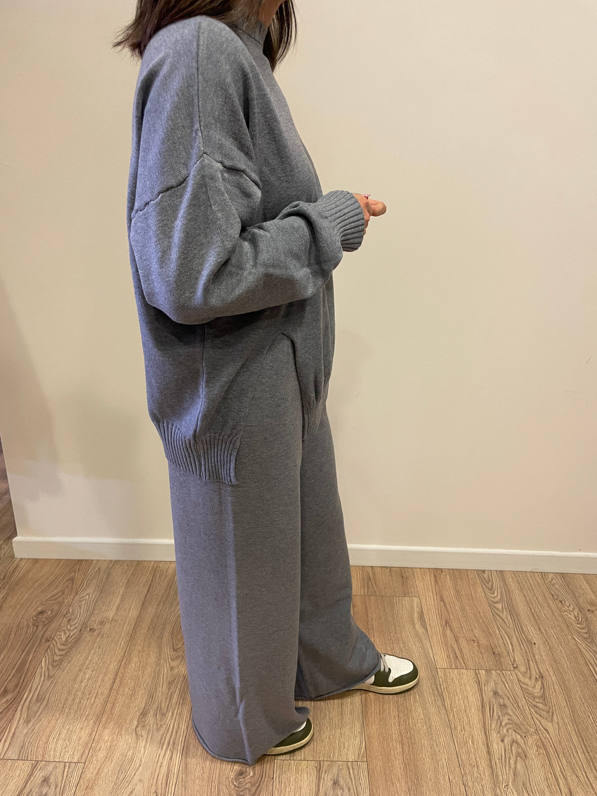 SUSY MIX - Maglia a girocollo con spacco laterale color grigio