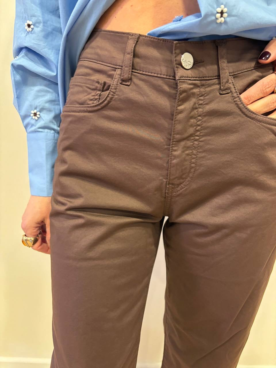 KAOS - Pantalone chino barrel fit color caffè con elastico