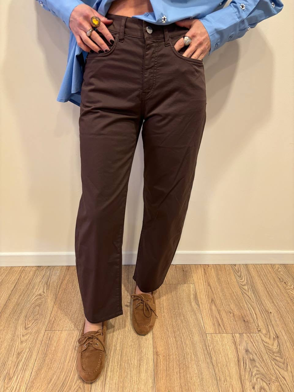 KAOS - Pantalone chino barrel fit color caffè con elastico