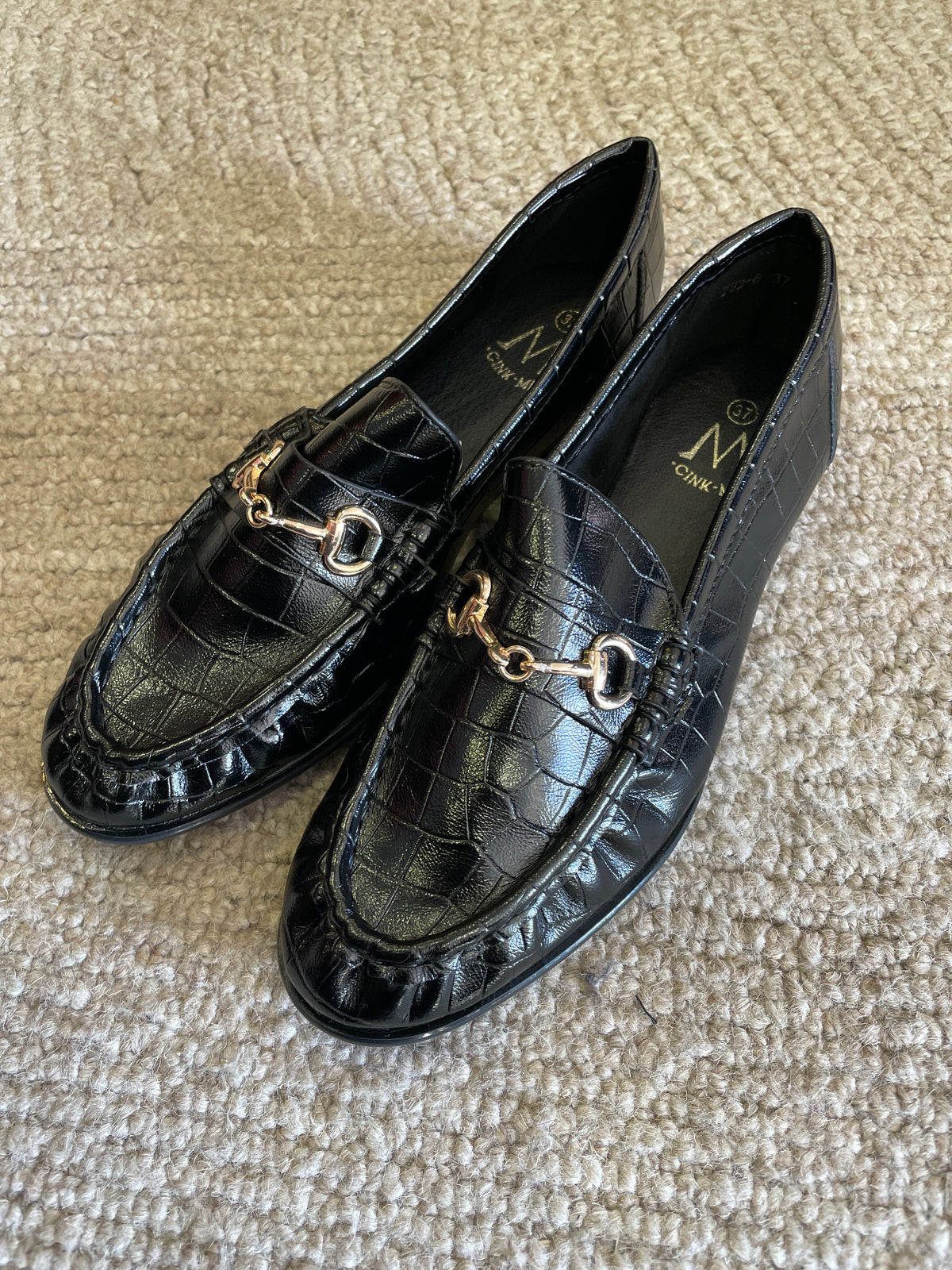 Mocassini in cocco con fibbia color nero