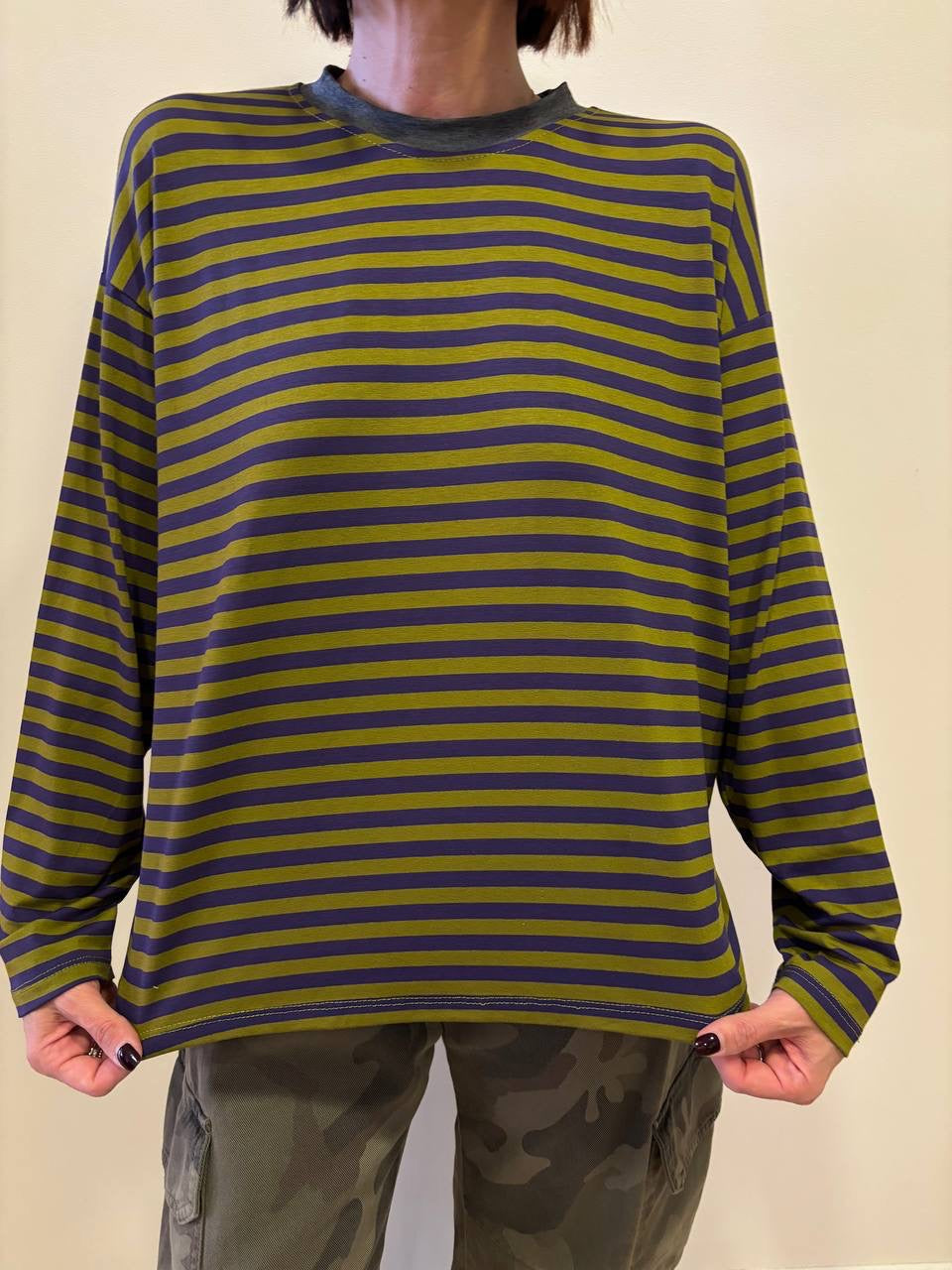 Maglia in viscosa a righe a contrasto - più colori