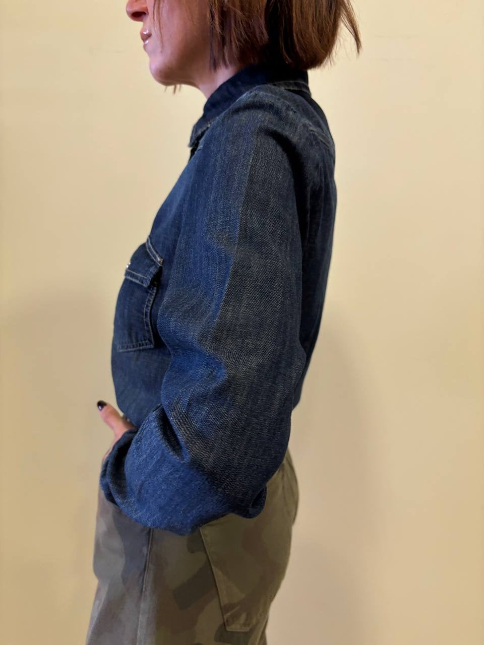 SOUVENIR - Camicia in denim slim fit con tasche frontali
